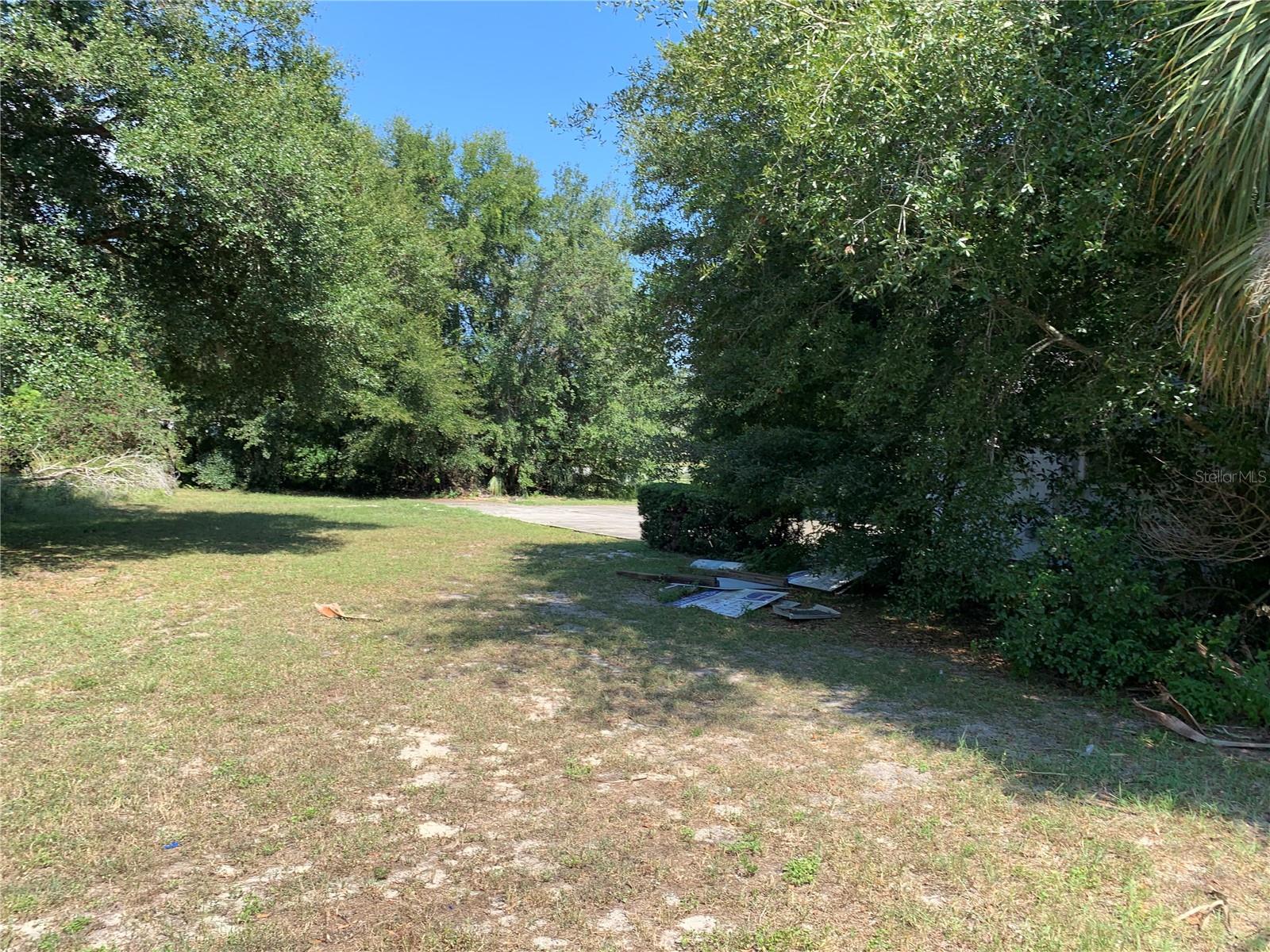 1024 - 1038 W DIXIE AVE, LEESBURG, FL — photo 17