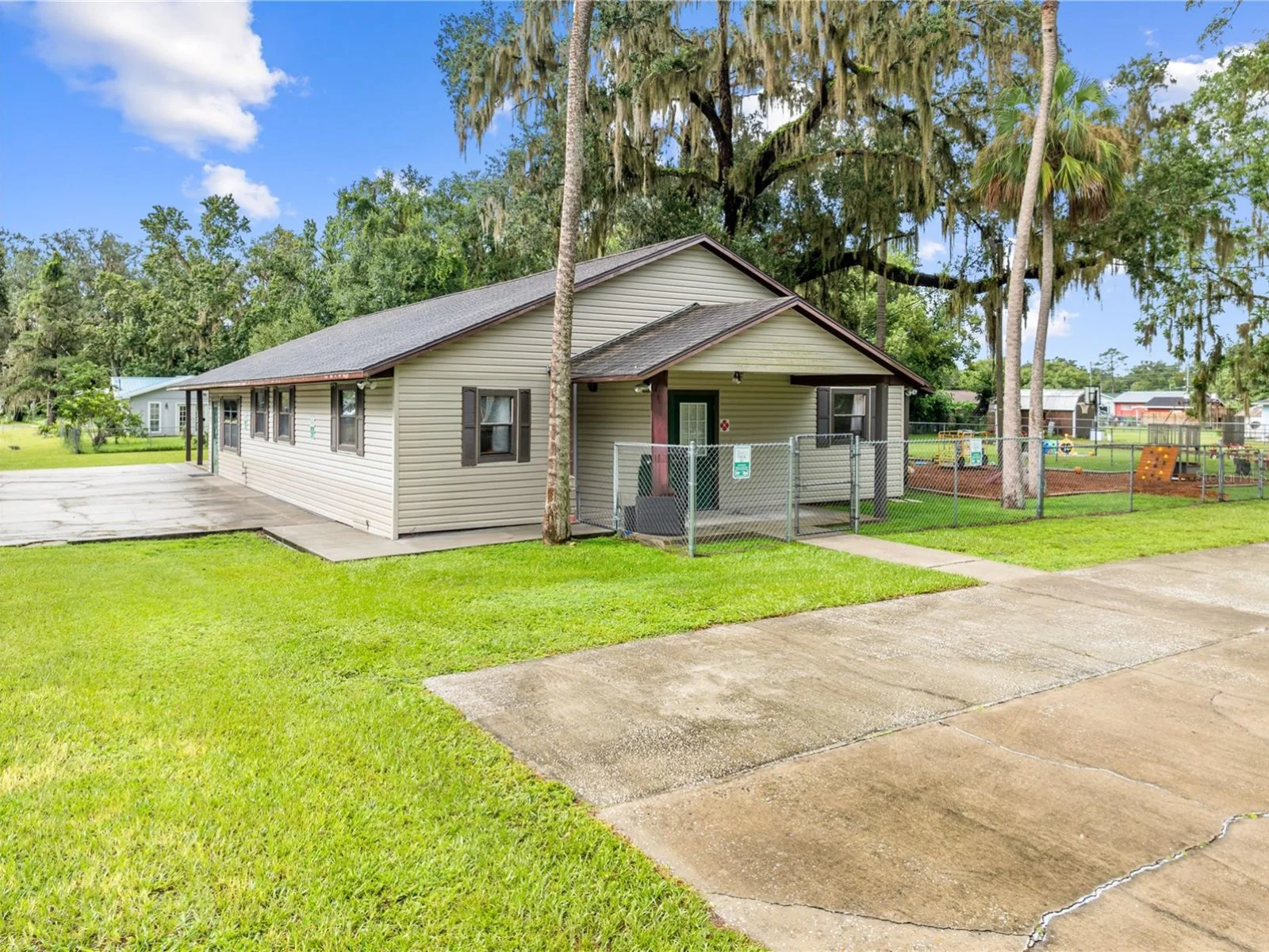102 S HIGHLAND ST, BUSHNELL, FL — photo 39
