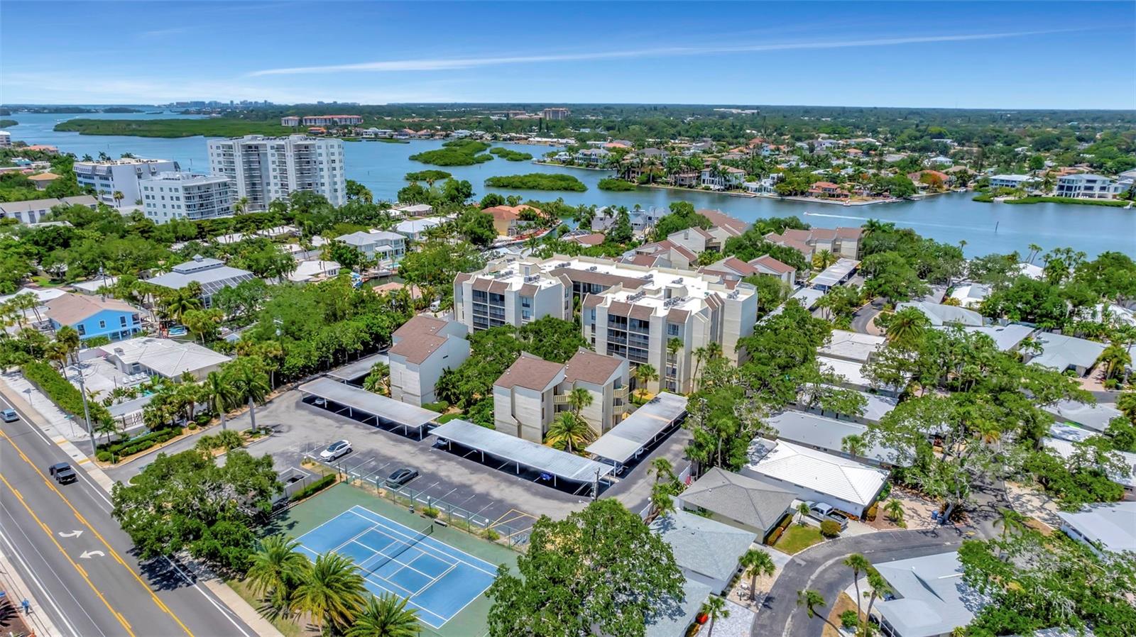 6157 MIDNIGHT PASS RD #E24, SARASOTA, FL — photo 38