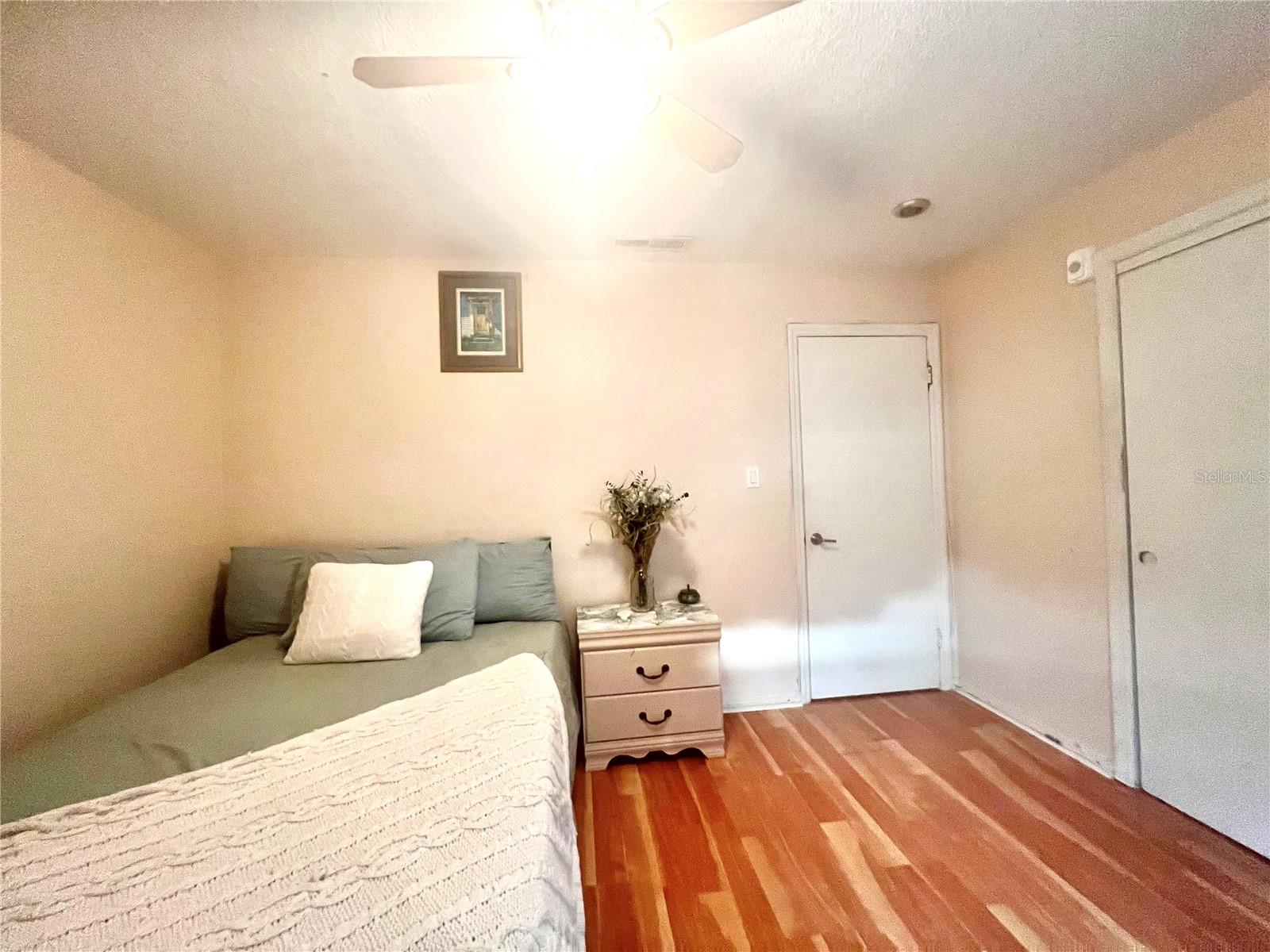 5020 BEACH DR SE #D, ST PETERSBURG, FL — photo 8
