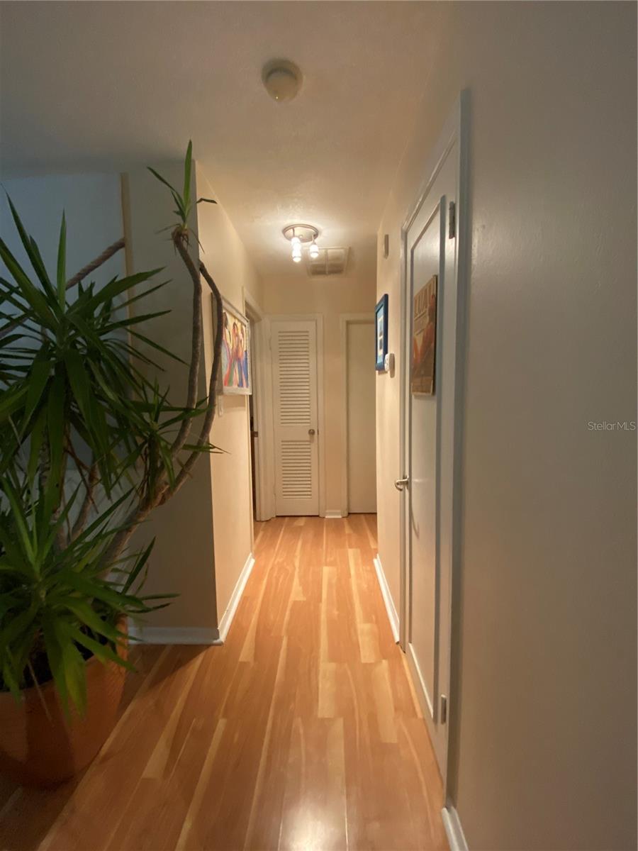 5020 BEACH DR SE #D, ST PETERSBURG, FL — photo 13