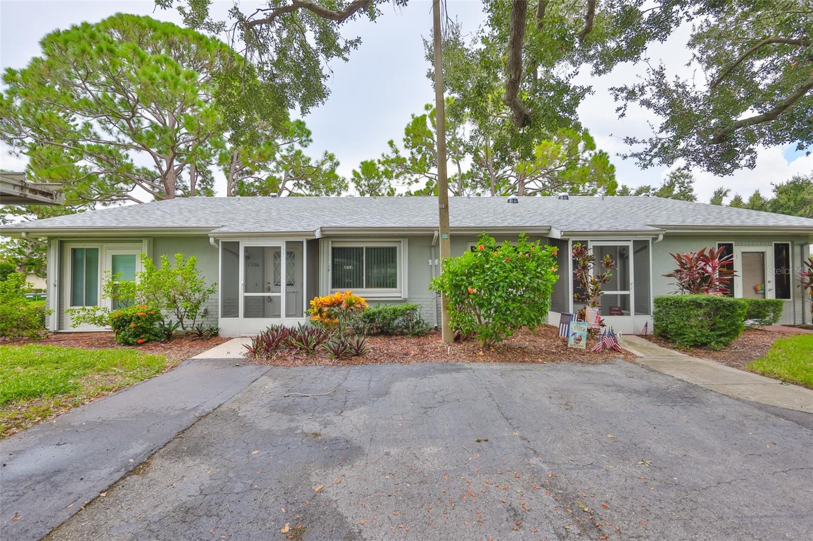 2206 HORSHAM PL, SUN CITY CENTER, FL — photo 2