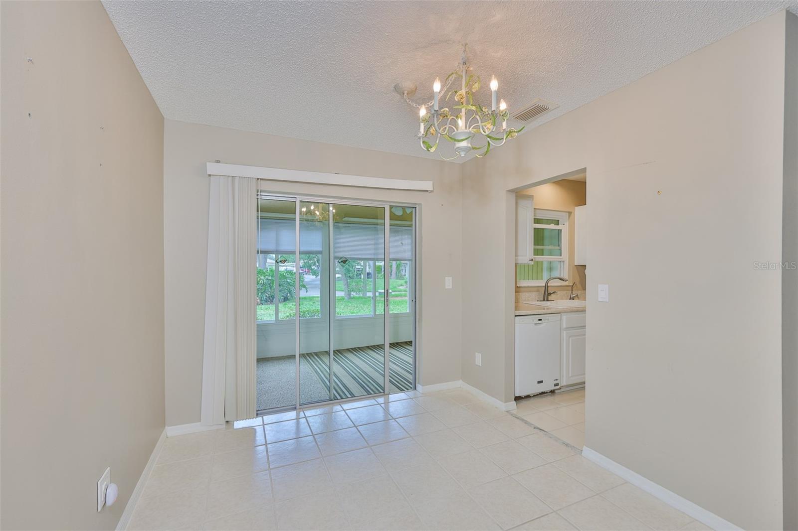 2206 HORSHAM PL, SUN CITY CENTER, FL — photo 9