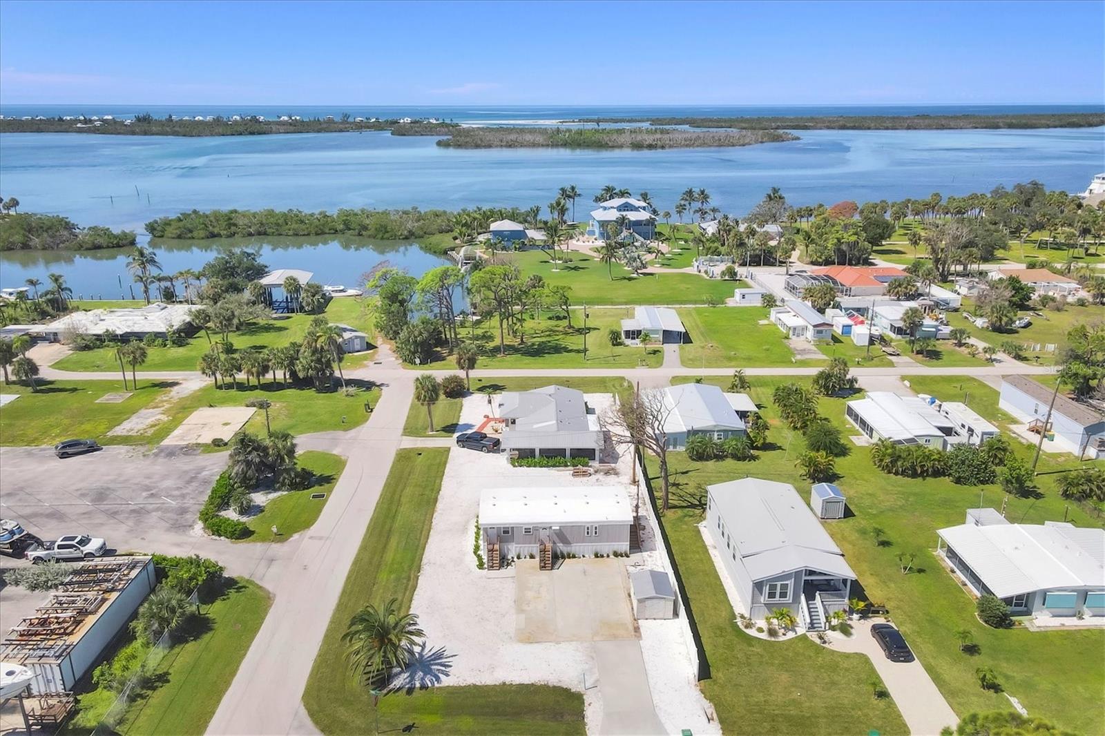 3280 HOLLY AVE, ENGLEWOOD, FL — photo 4