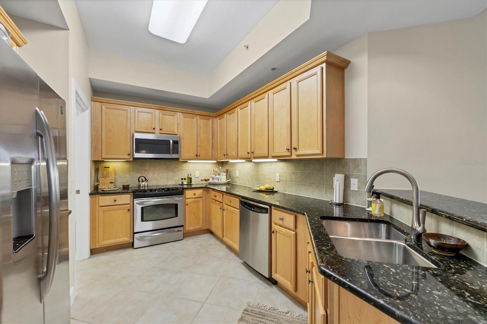 8541 AMBERJACK CIR #203, ENGLEWOOD, FL — photo 25
