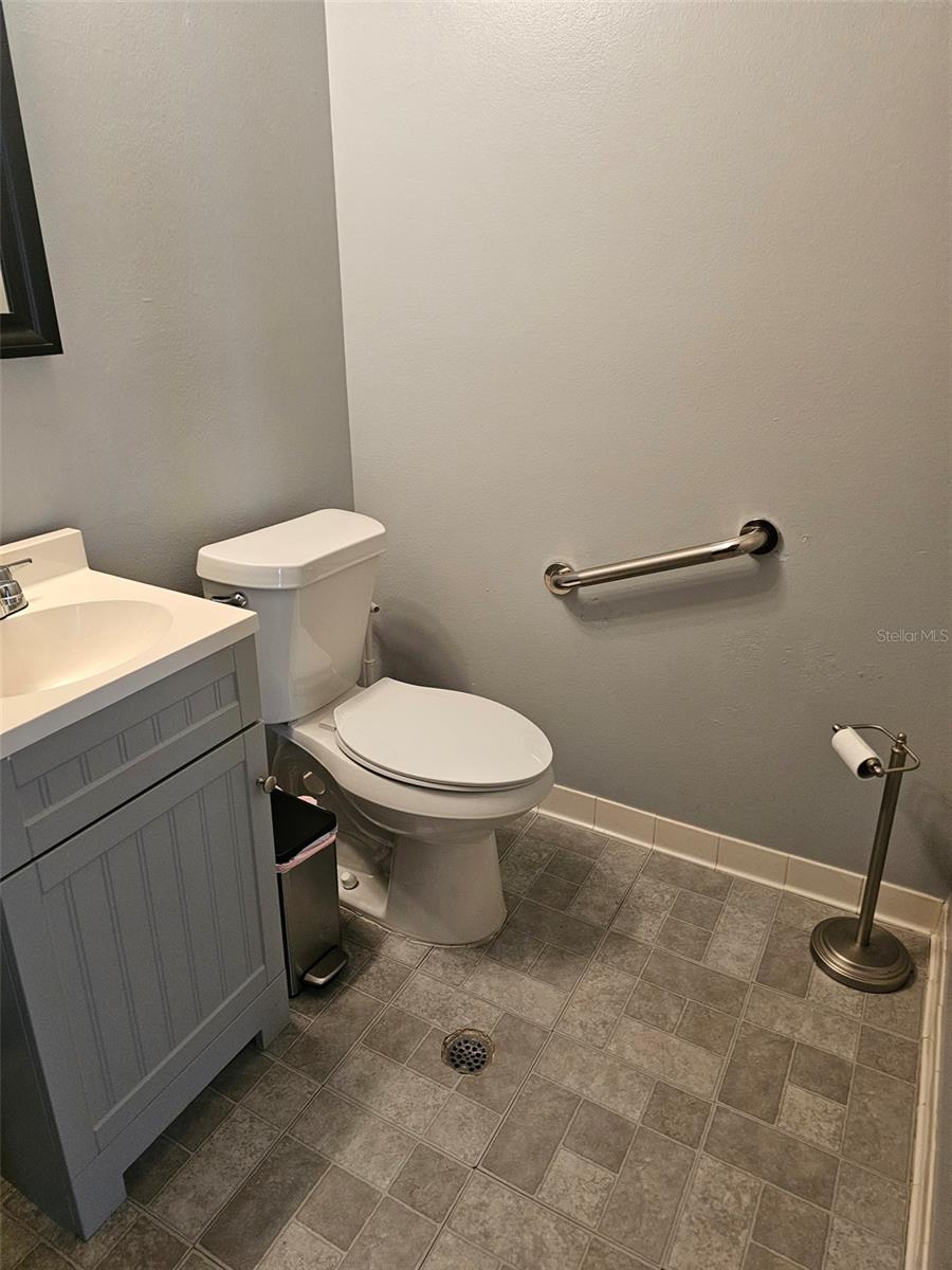 20 S ROSE AVE, KISSIMMEE, FL — photo 18