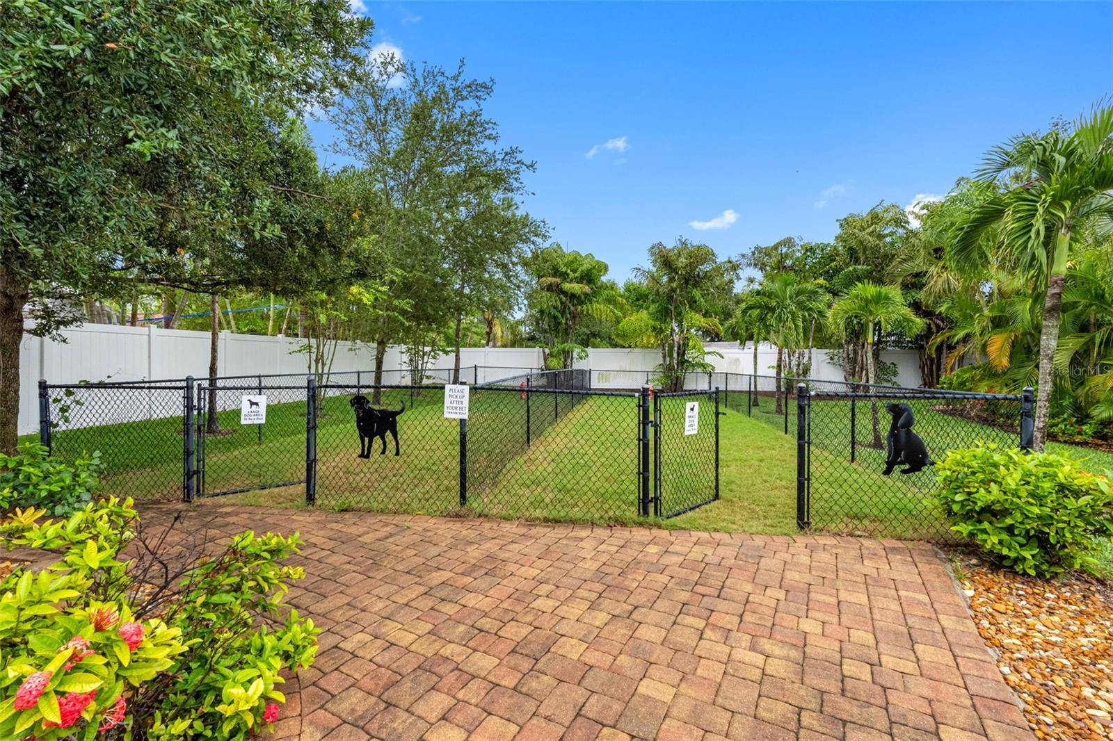 763 DATE PALM LN, ST PETERSBURG, FL — photo 2