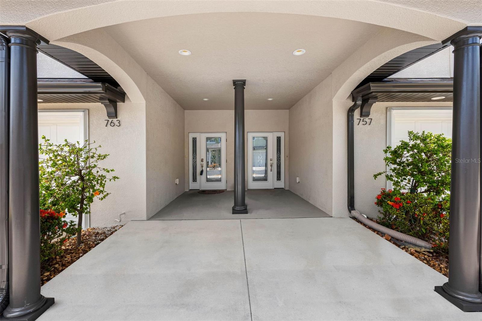 763 DATE PALM LN, ST PETERSBURG, FL — photo 33