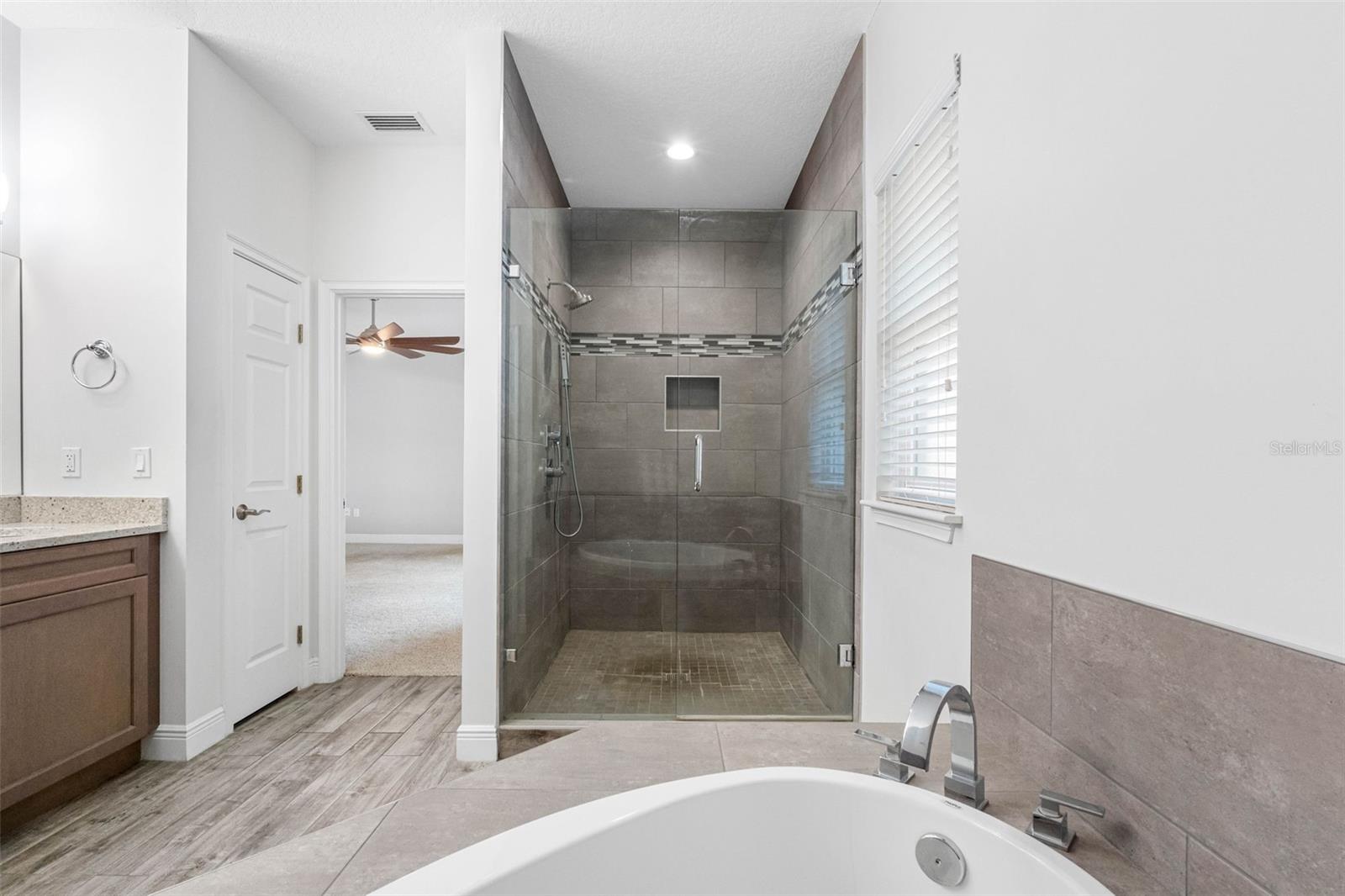 763 DATE PALM LN, ST PETERSBURG, FL — photo 29