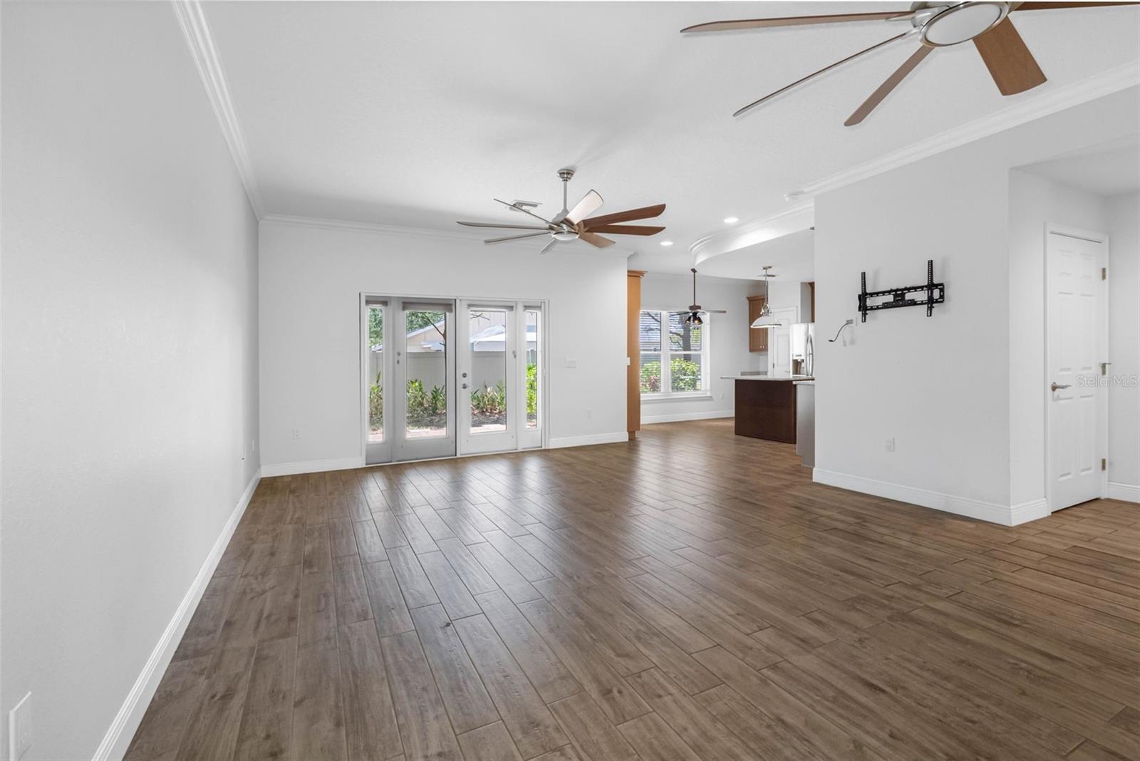763 DATE PALM LN, ST PETERSBURG, FL — photo 32