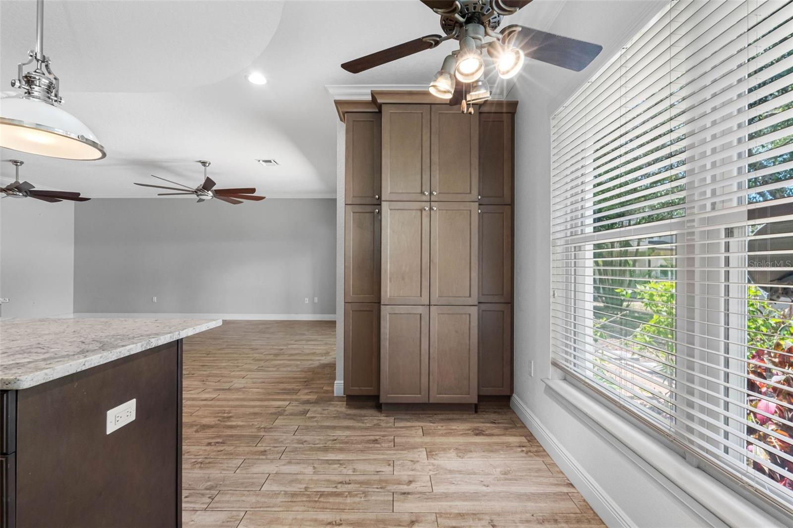 763 DATE PALM LN, ST PETERSBURG, FL — photo 9
