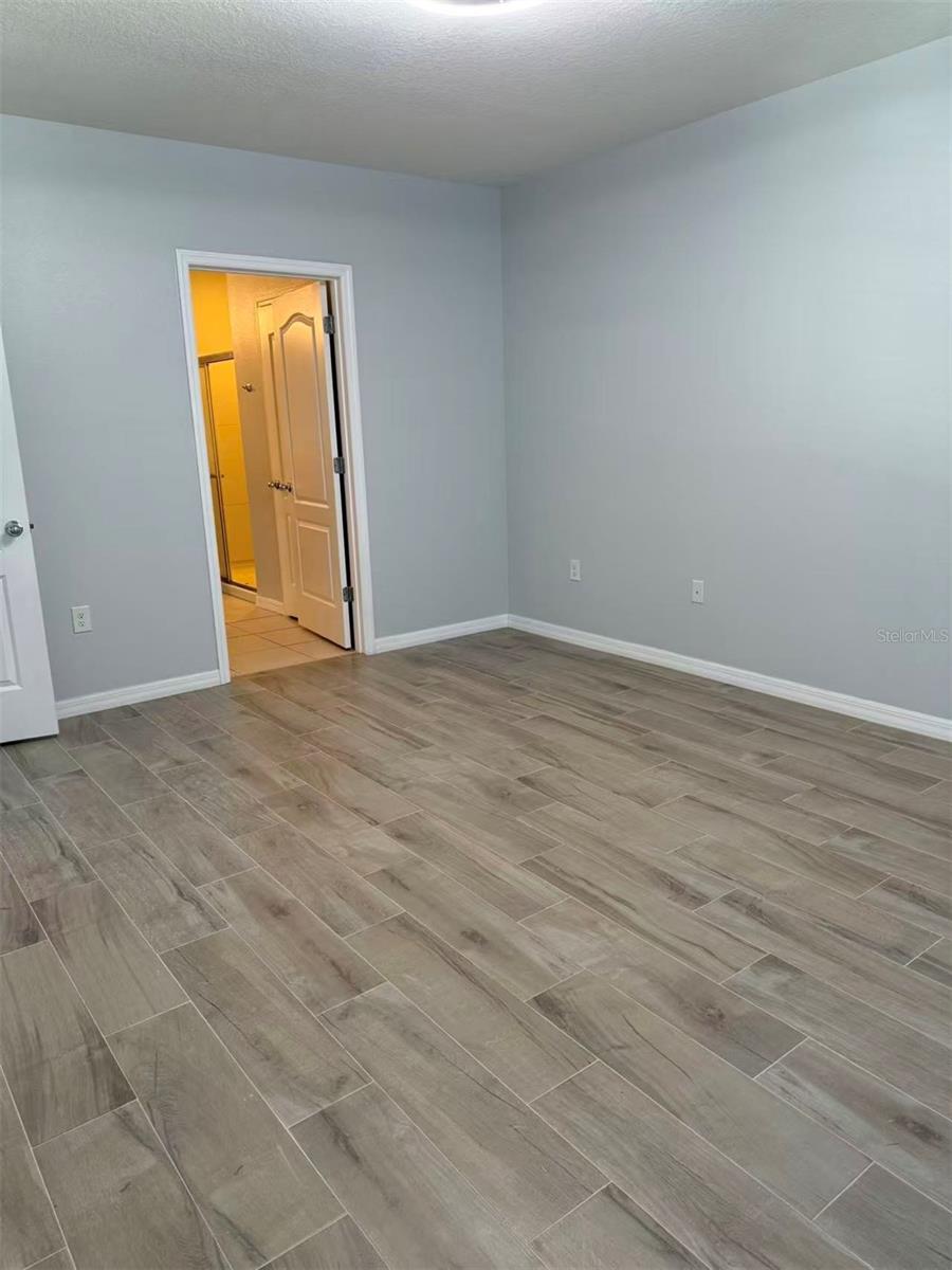 2114 ROCKMART LOOP, TAVARES, FL — photo 13
