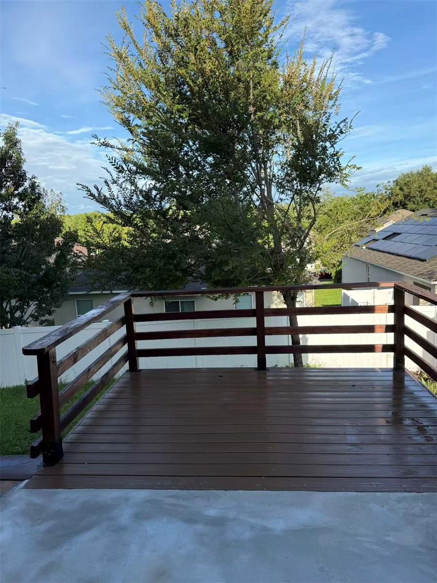2114 ROCKMART LOOP, TAVARES, FL — photo 31