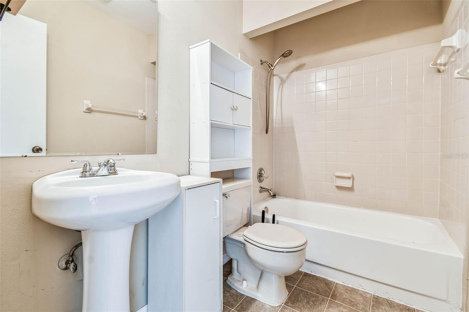 103 BRIGADOON DR, CLEARWATER, FL — photo 14