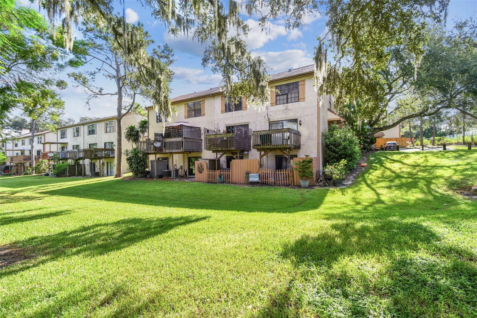 103 BRIGADOON DR, CLEARWATER, FL — photo 18