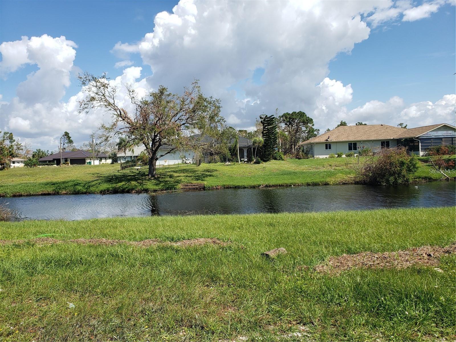 191 BUNKER RD, ROTONDA WEST, FL — photo 2