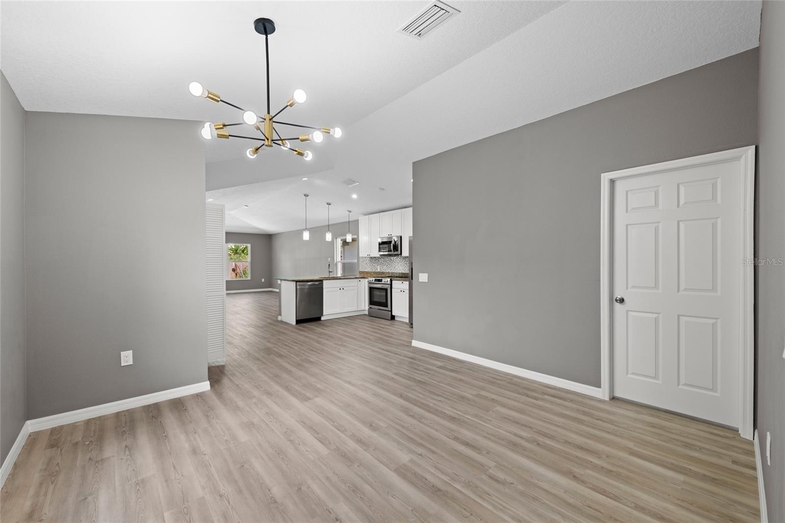 3908 WALNUT AVE, SARASOTA, FL — photo 16