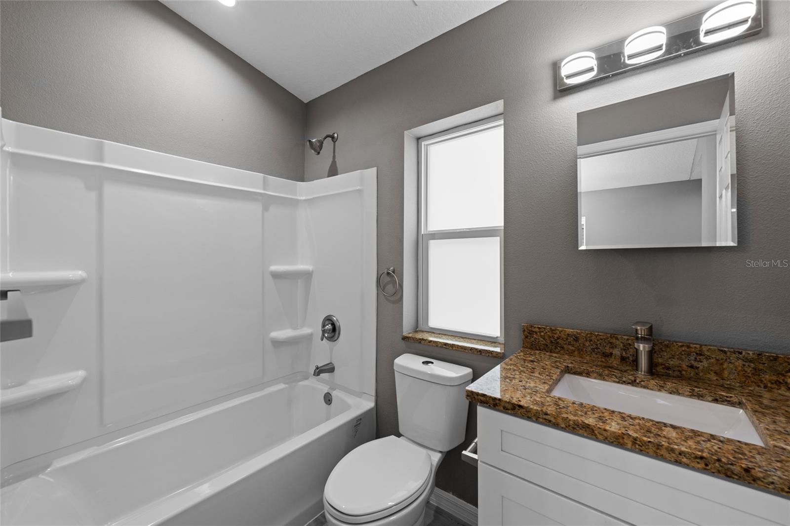 3908 WALNUT AVE, SARASOTA, FL — photo 23