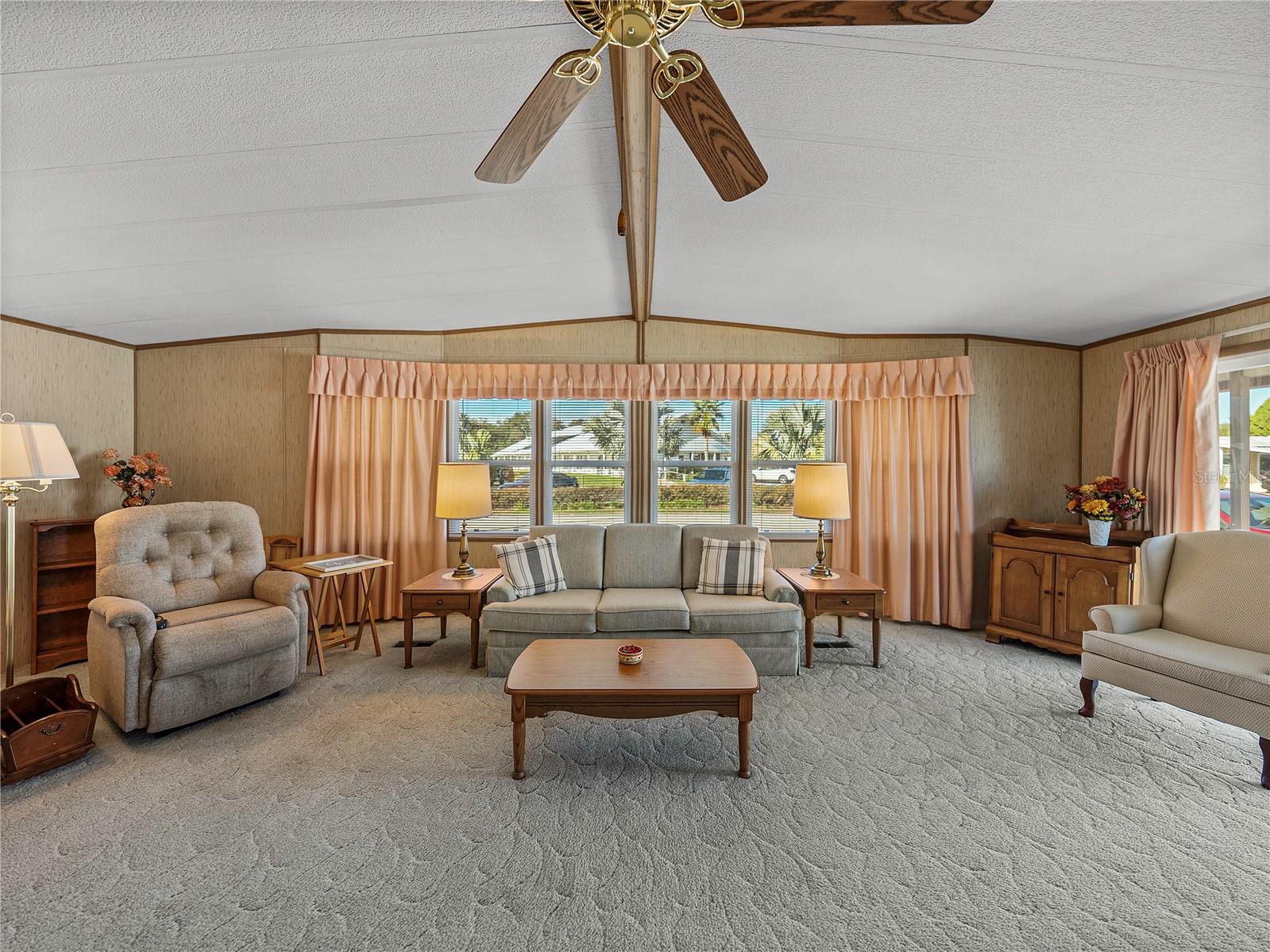 4000 WILLIAM HUME DR, ZEPHYRHILLS, FL — photo 12
