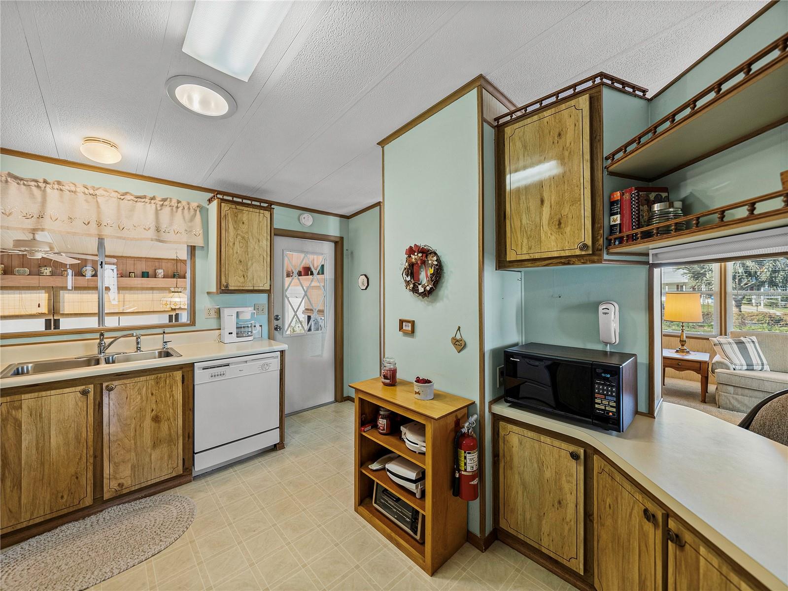 4000 WILLIAM HUME DR, ZEPHYRHILLS, FL — photo 22