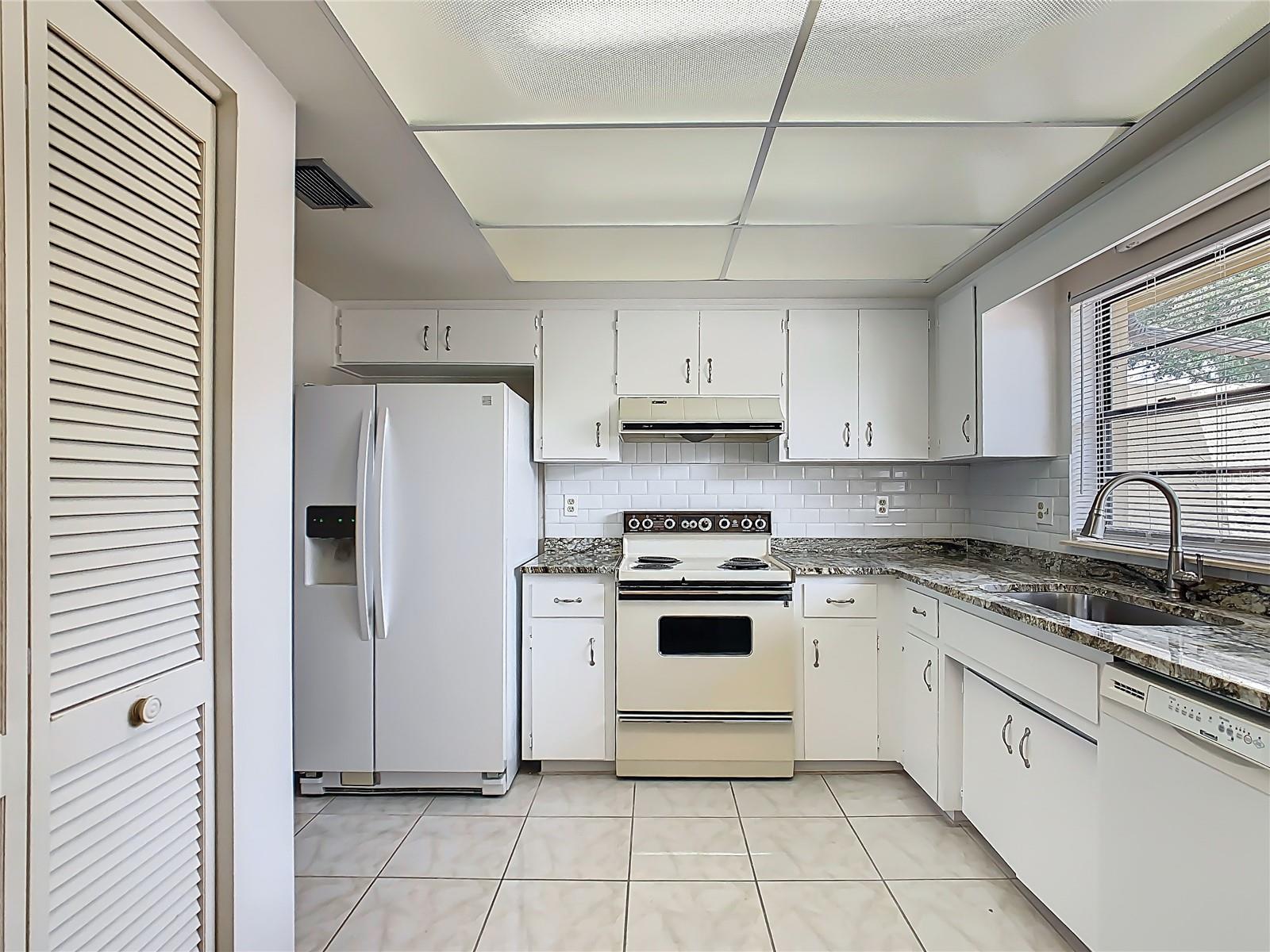 1012 MEDINAH DR SE, WINTER HAVEN, FL — photo 3