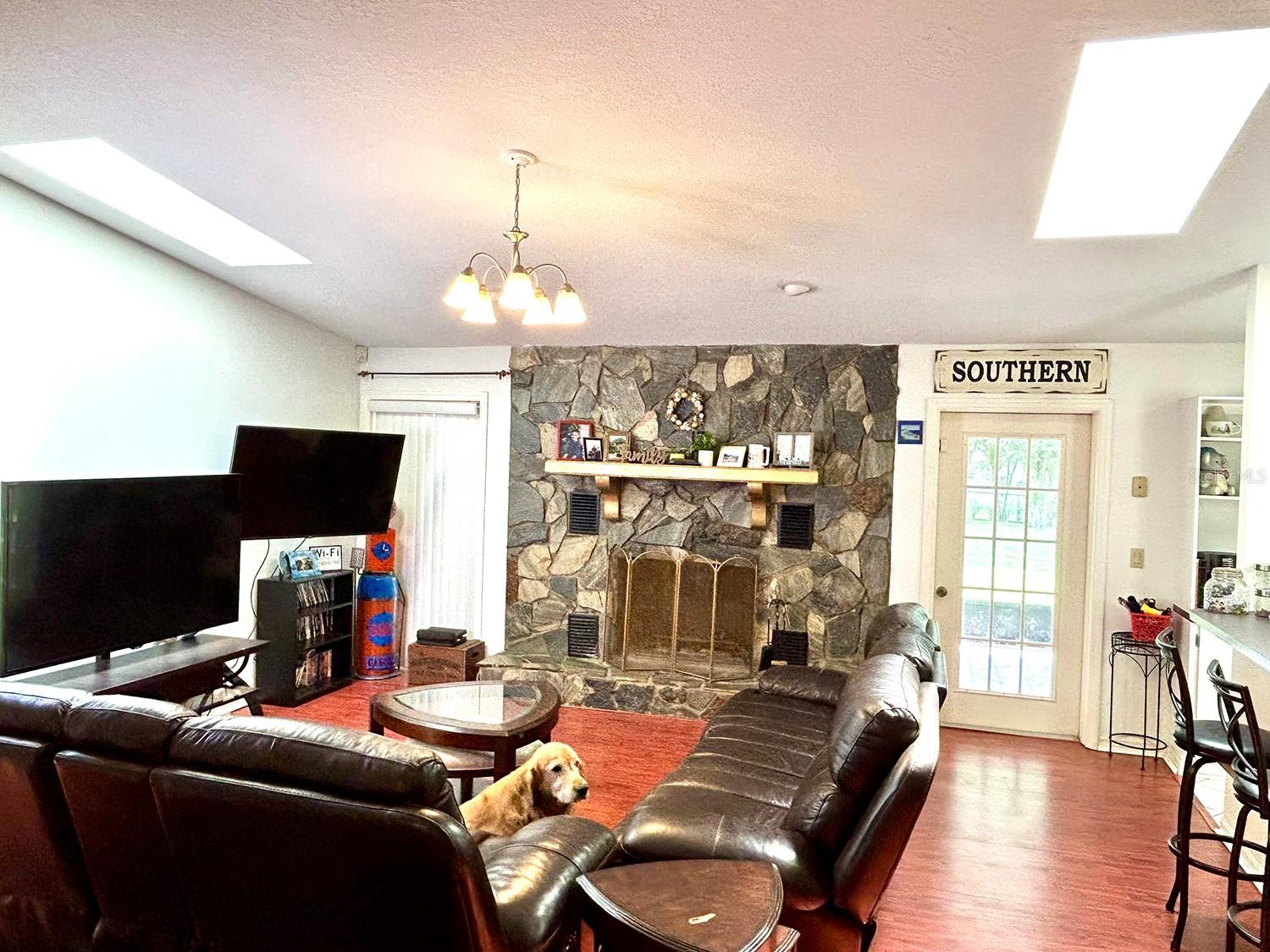 18550 LAKE EMMA DR, GROVELAND, FL — photo 39