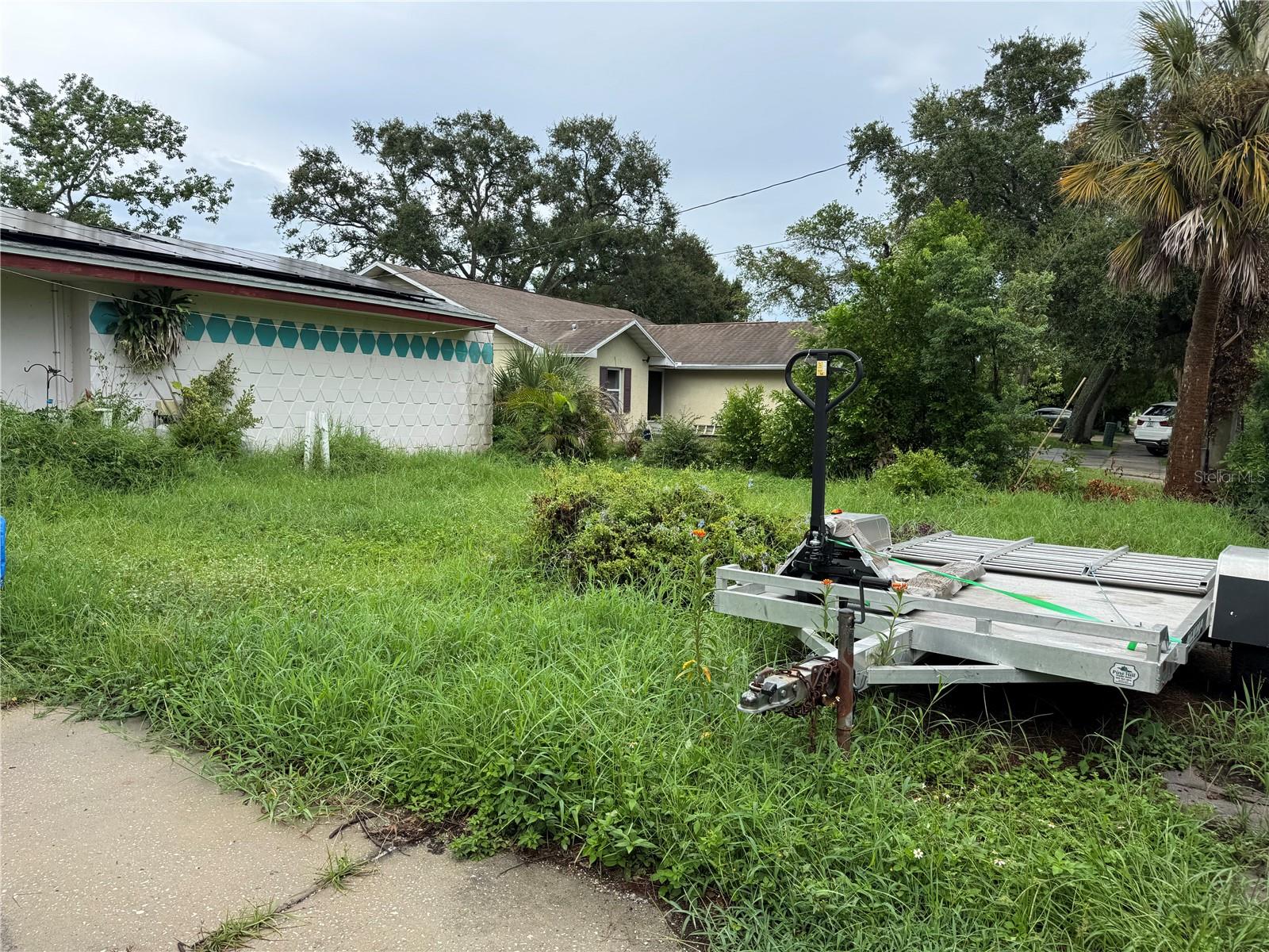 1680 SUNSET POINT RD, CLEARWATER, FL — photo 2