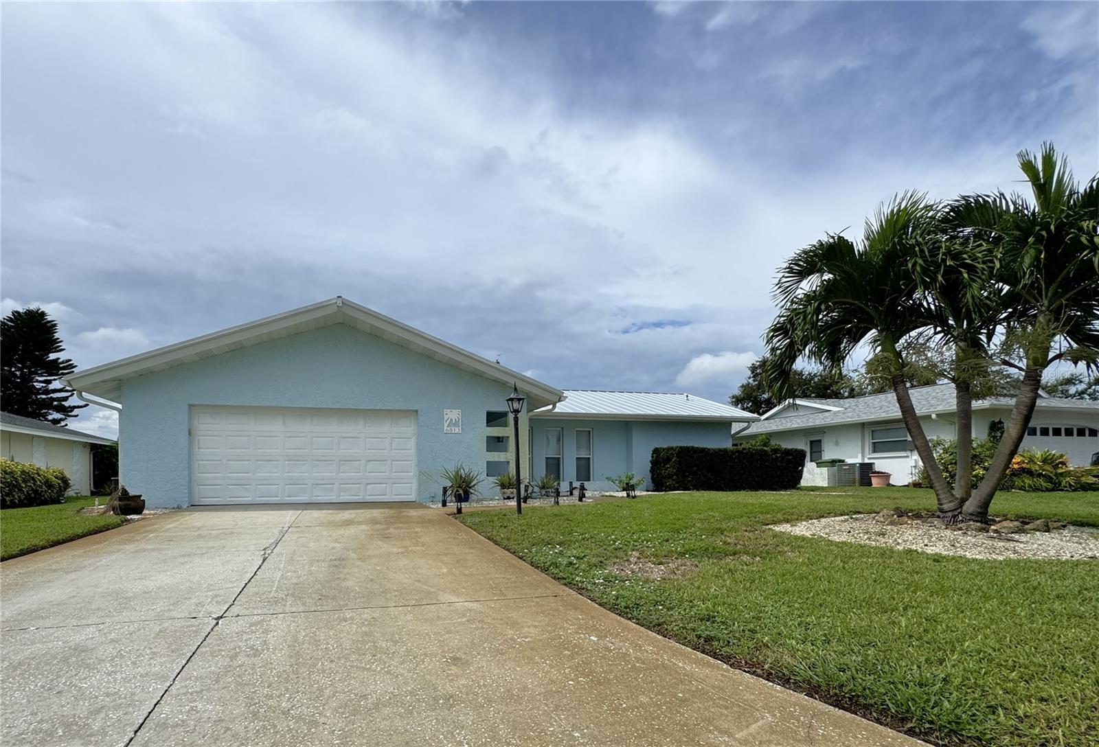 6813 13TH AVENUE DR W, BRADENTON, FL