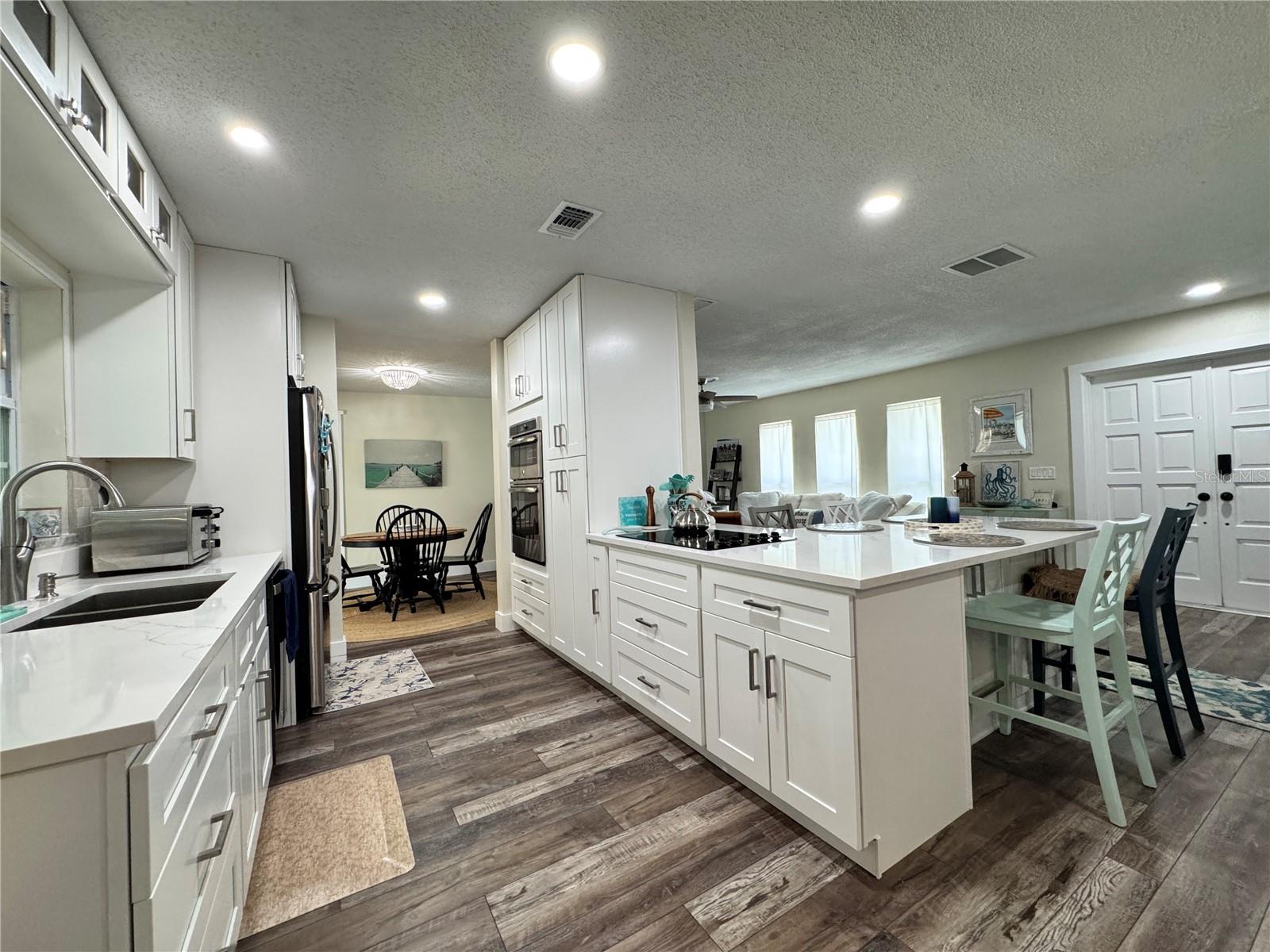 6813 13TH AVENUE DR W, BRADENTON, FL — photo 10