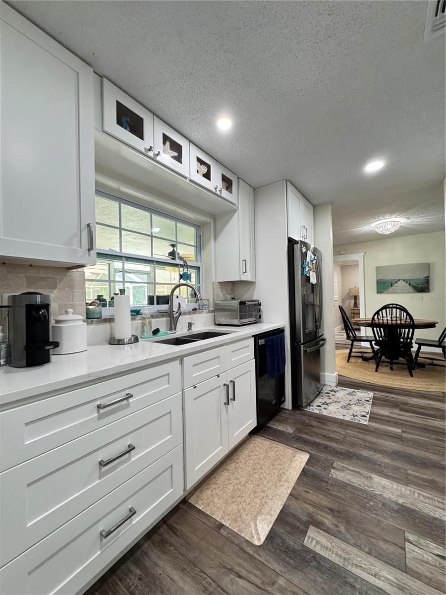 6813 13TH AVENUE DR W, BRADENTON, FL — photo 12