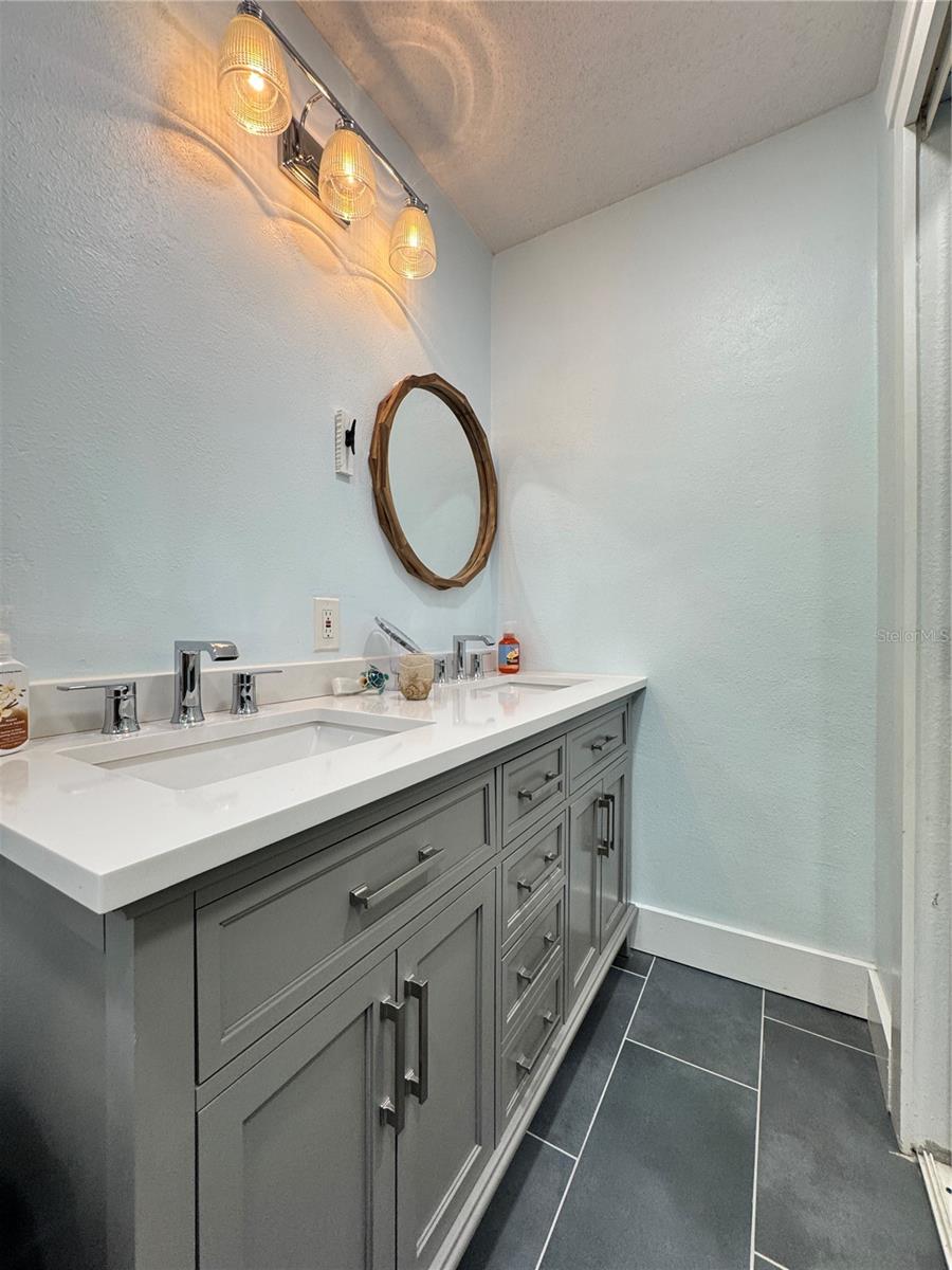 6813 13TH AVENUE DR W, BRADENTON, FL — photo 20