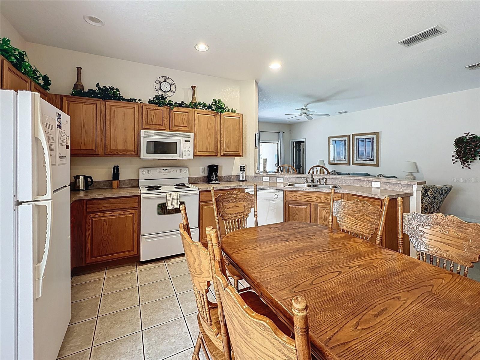 102 SANDY POINT WAY, CLERMONT, FL — photo 16