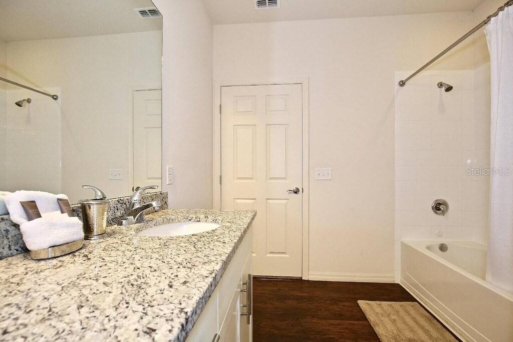 8905 SHINE DR, KISSIMMEE, FL — photo 23