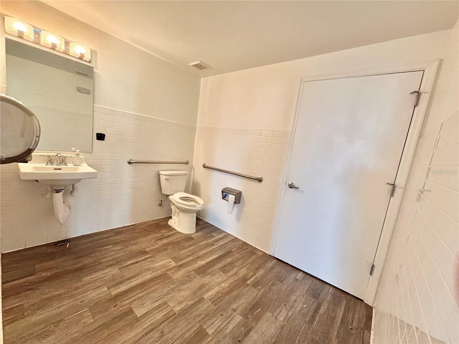 2672-2686 TAMIAMI TRL #6B,7B, PORT CHARLOTTE, FL — photo 21