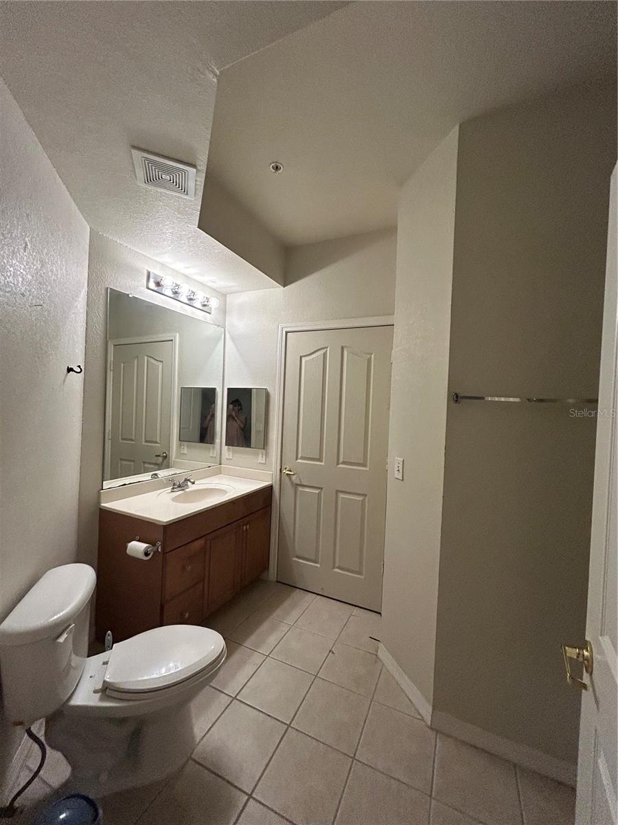 2253 NW 16TH TER #1, GAINESVILLE, FL — photo 23
