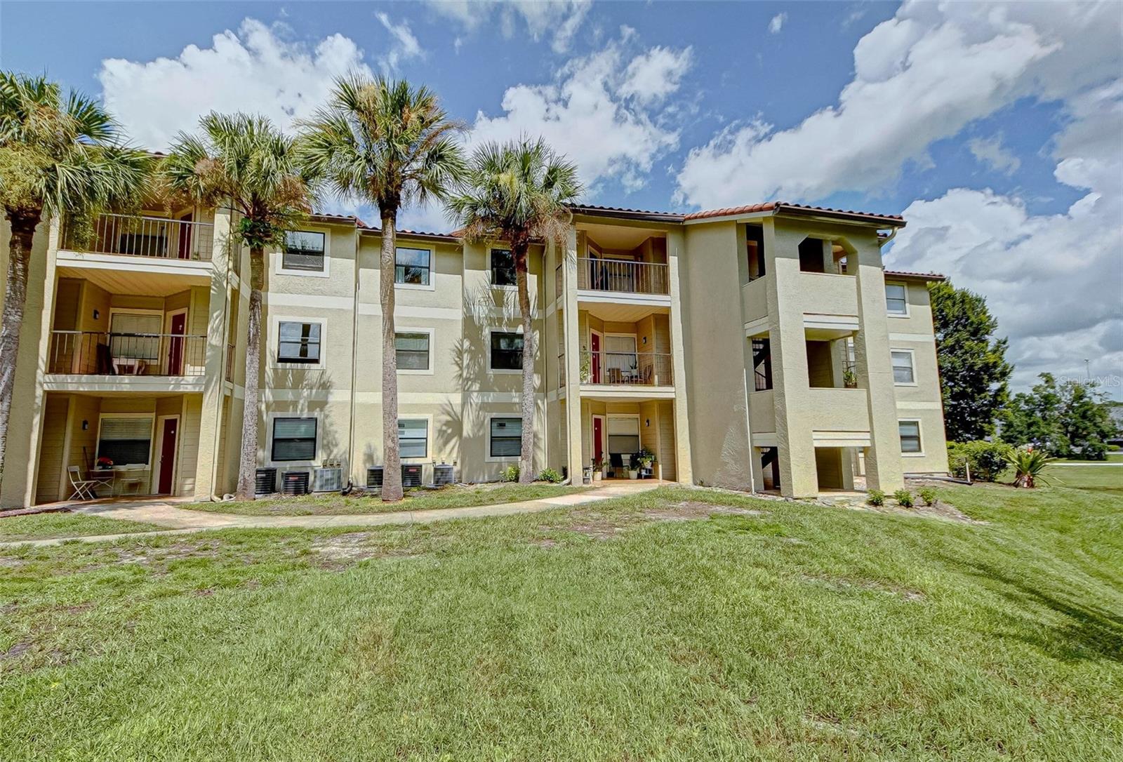 3038 PARKWAY BLVD #305, KISSIMMEE, FL
