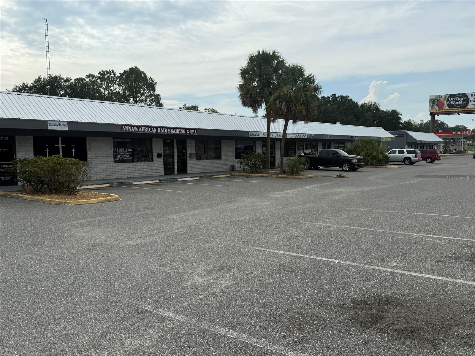 2115 CITRUS BLVD, LEESBURG, FL — photo 9