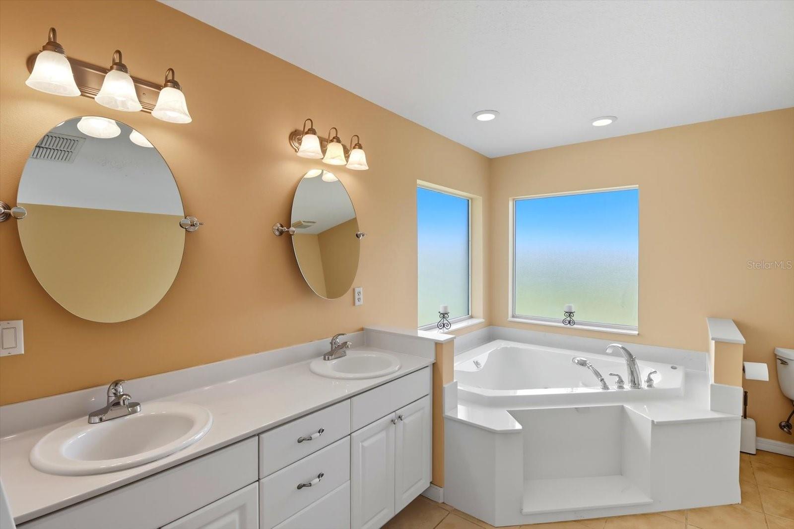 12550 SW 16TH AVE, OCALA, FL — photo 39