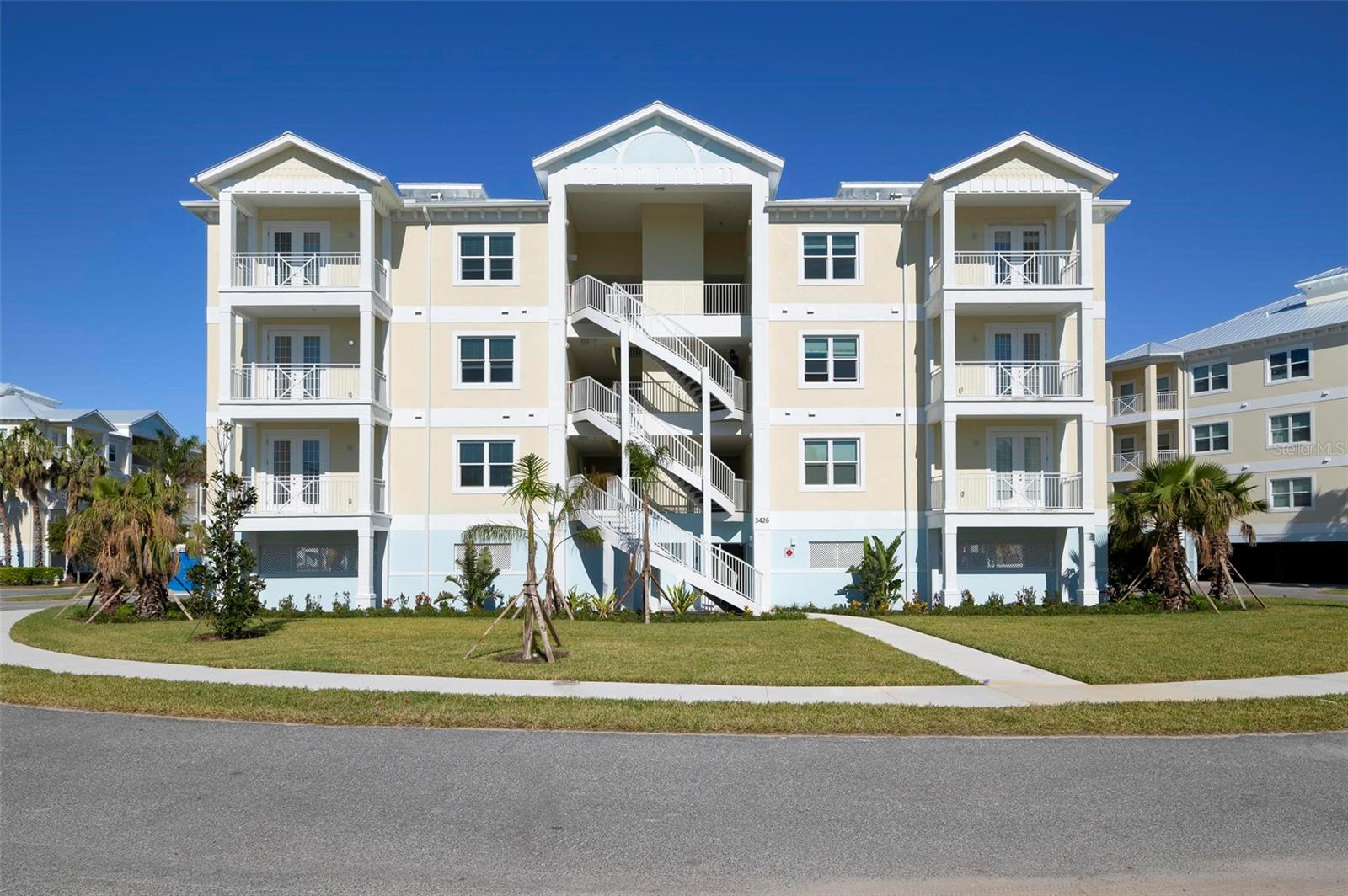 3426 79TH STREET CIR W #202, BRADENTON, FL