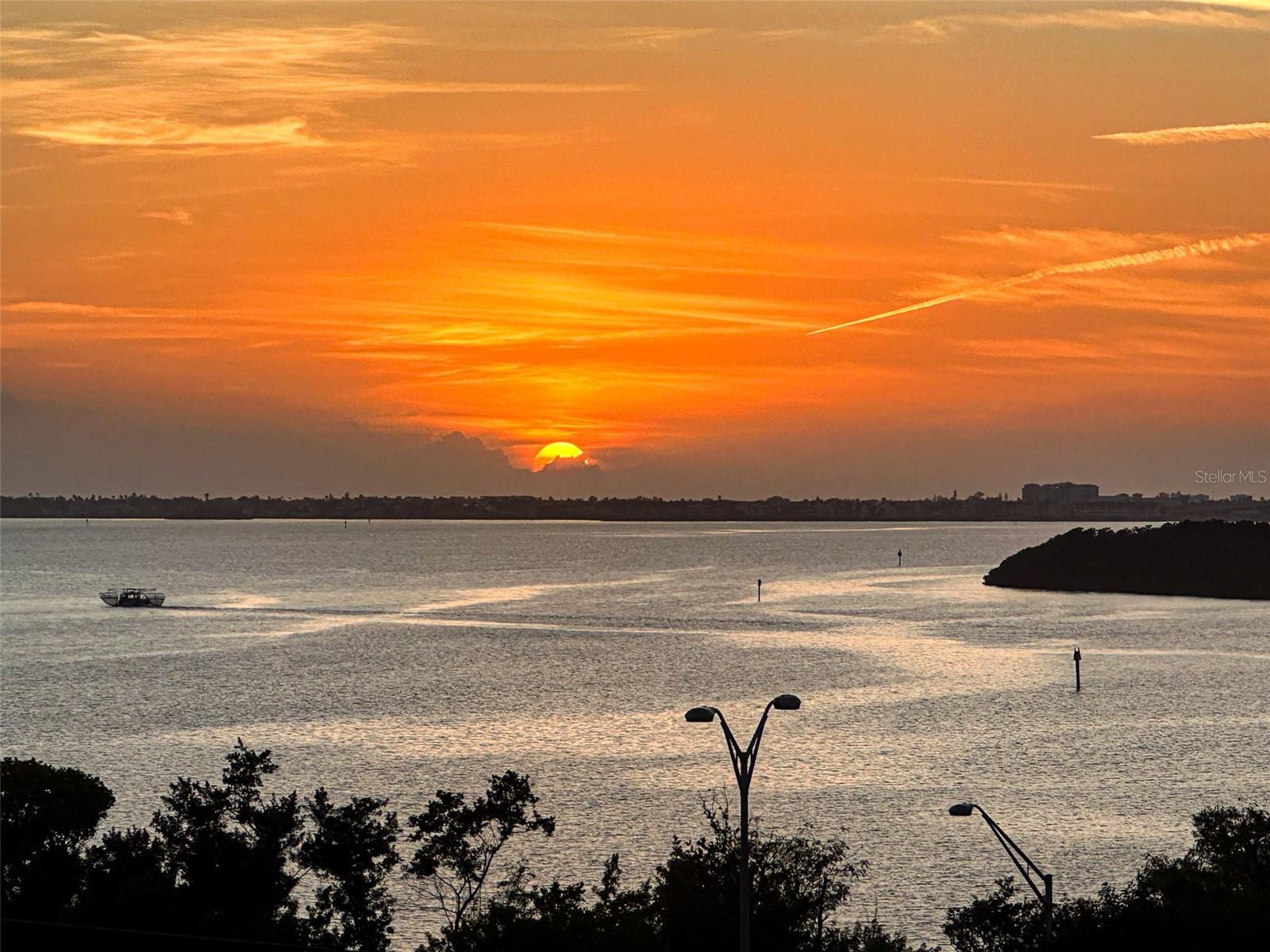 7100 SUNSHINE SKYWAY LN S #608, ST PETERSBURG, FL — photo 36