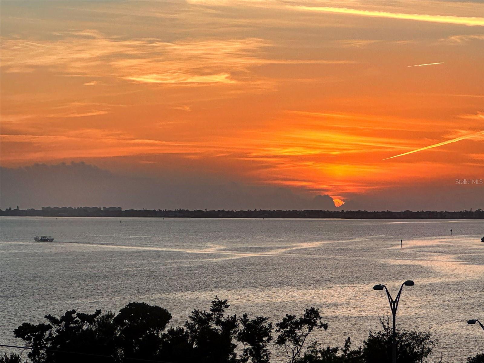 7100 SUNSHINE SKYWAY LN S #608, ST PETERSBURG, FL — photo 16