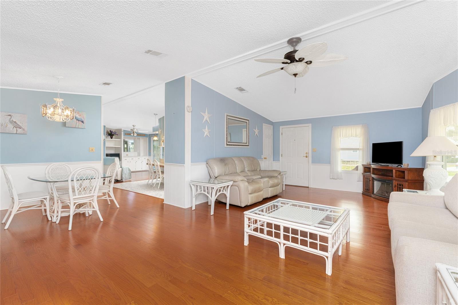 6290 GREENFINCH RD, ENGLEWOOD, FL — photo 17