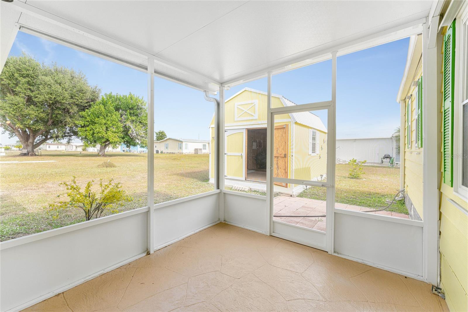 6290 GREENFINCH RD, ENGLEWOOD, FL — photo 37