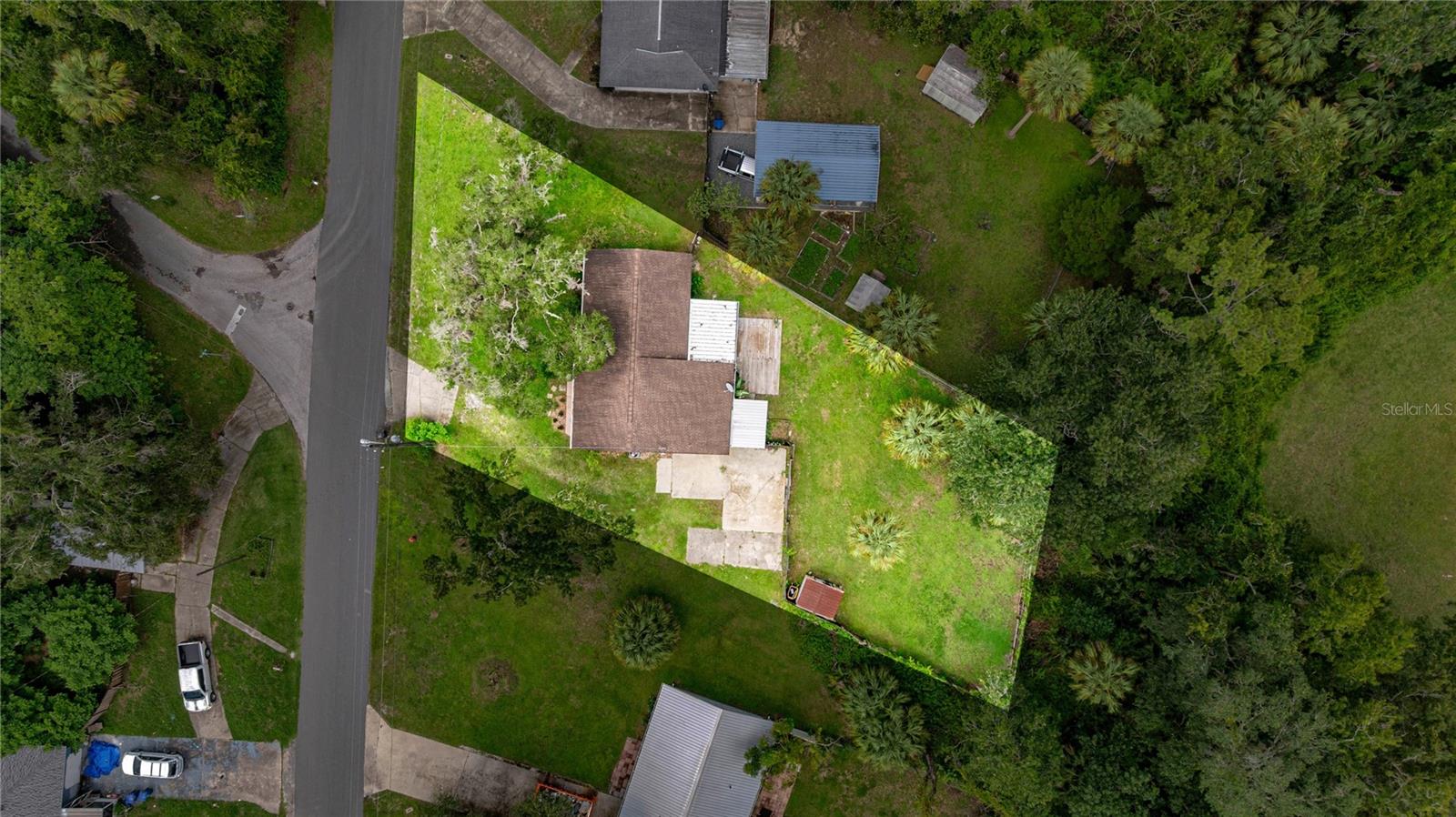 2021 NW 13TH AVE, CRYSTAL RIVER, FL — photo 36