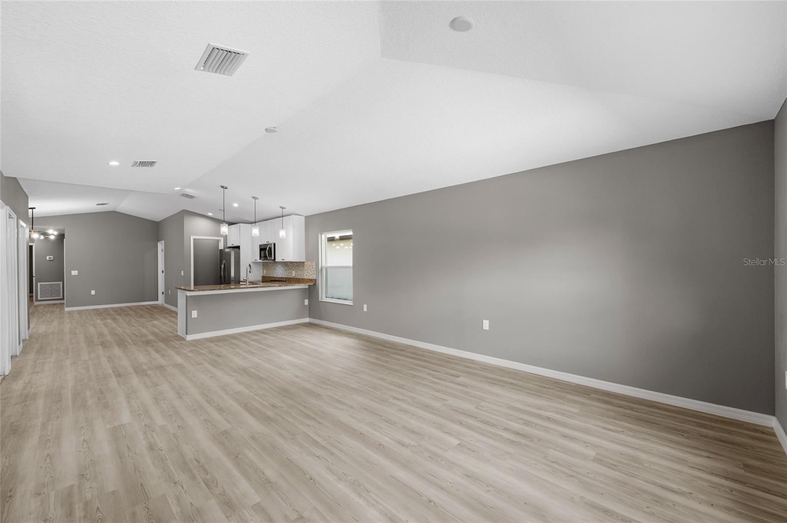 3914 WALNUT AVE, SARASOTA, FL — photo 9