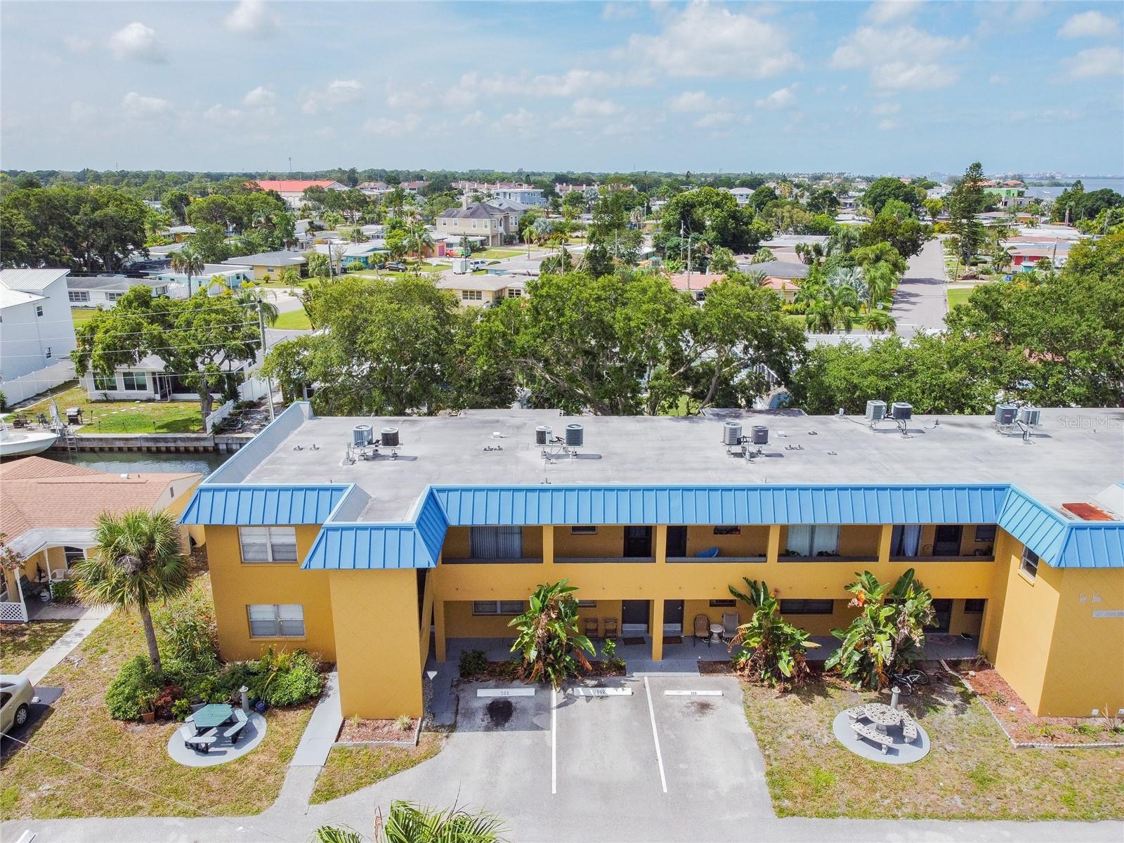 439 S PAULA DR #202, DUNEDIN, FL