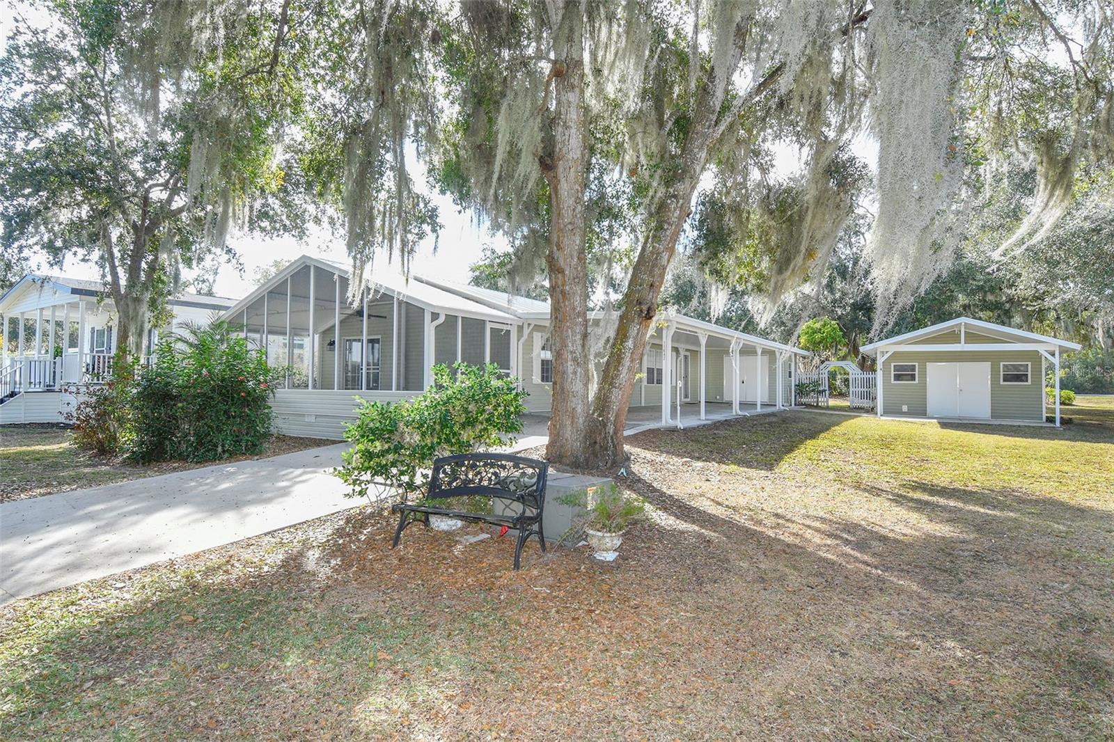 11642 MARTELL CT, LEESBURG, FL