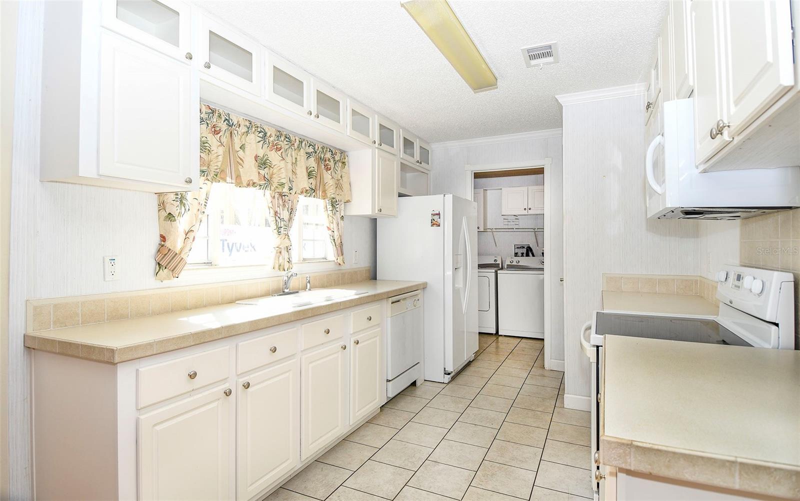 11642 MARTELL CT, LEESBURG, FL — photo 17