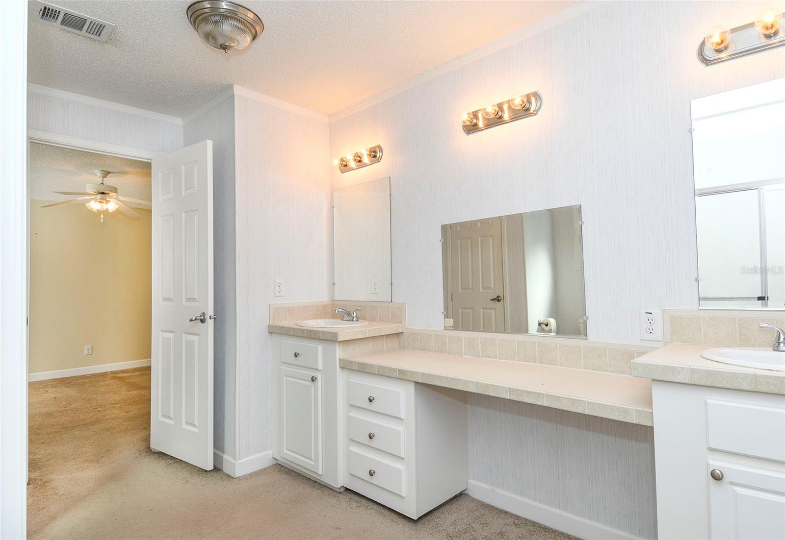 11642 MARTELL CT, LEESBURG, FL — photo 30