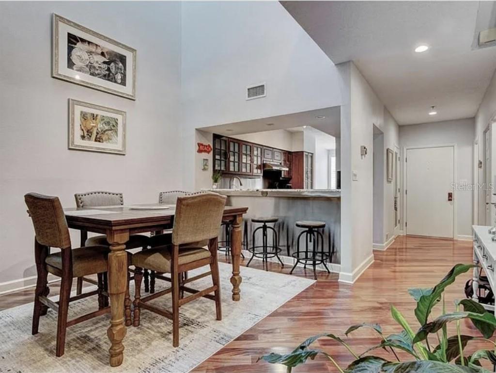 1926 HARBOURSIDE DR #1302, LONGBOAT KEY, FL — photo 11